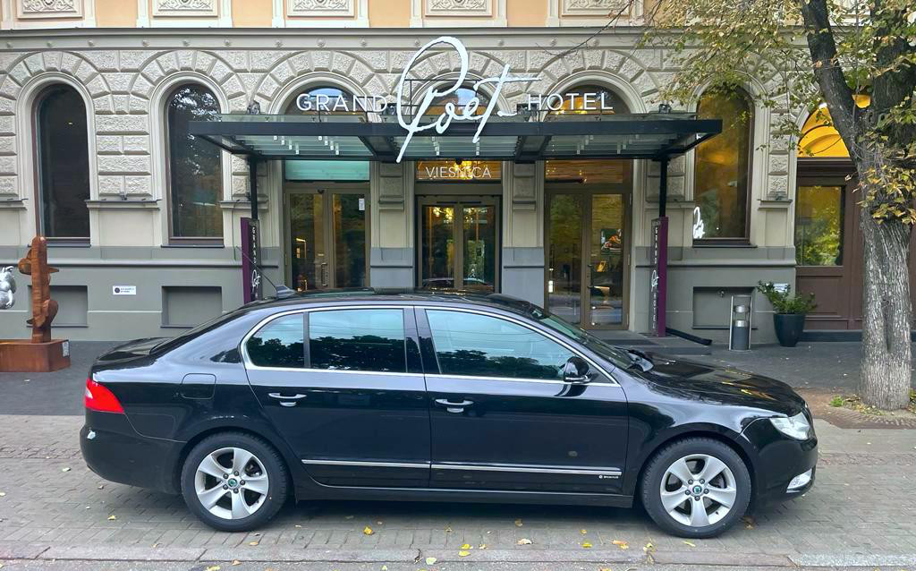 Baltic Tour Services - Riga Chauffeur Services - Riga Airport Transfer